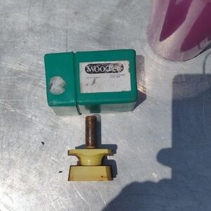 Woodline Router Bit with Green Case